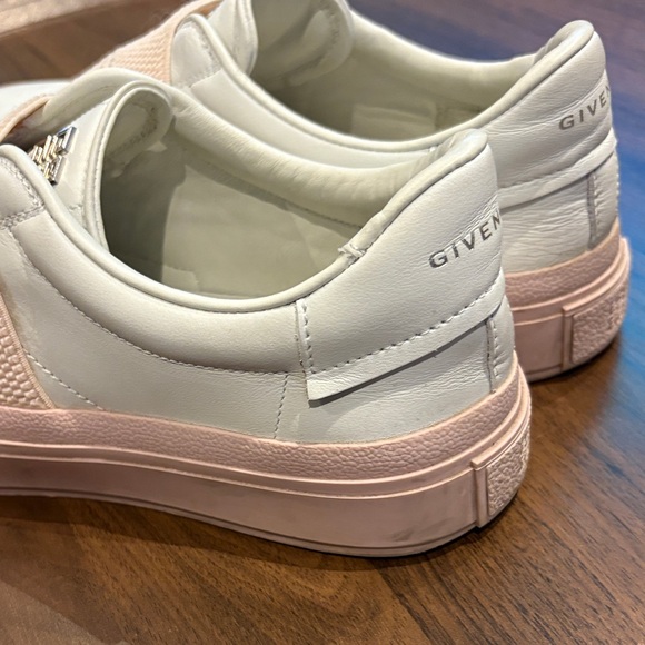 Givenchy Urban Street Sneakers in White and Soft Pink - Picture 4 of 8